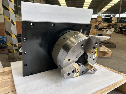 CNC লেথের জন্য কাস্টমাইজযোগ্য উচ্চ নির্ভুলতা 150r/মিনিট থ্রি-জো নিউম্যাটিক রোটারি চক